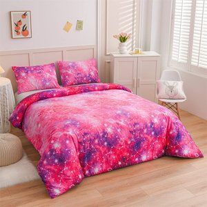NEW Kids Comforter Set  (Comforter and 2 x Pillow cases)